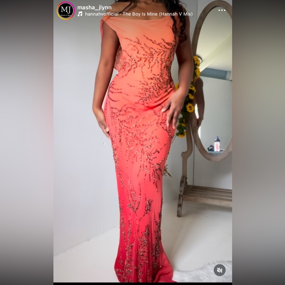 Vintage off the shoulder ombré peach/red embroidered gown. Open back cowl neck